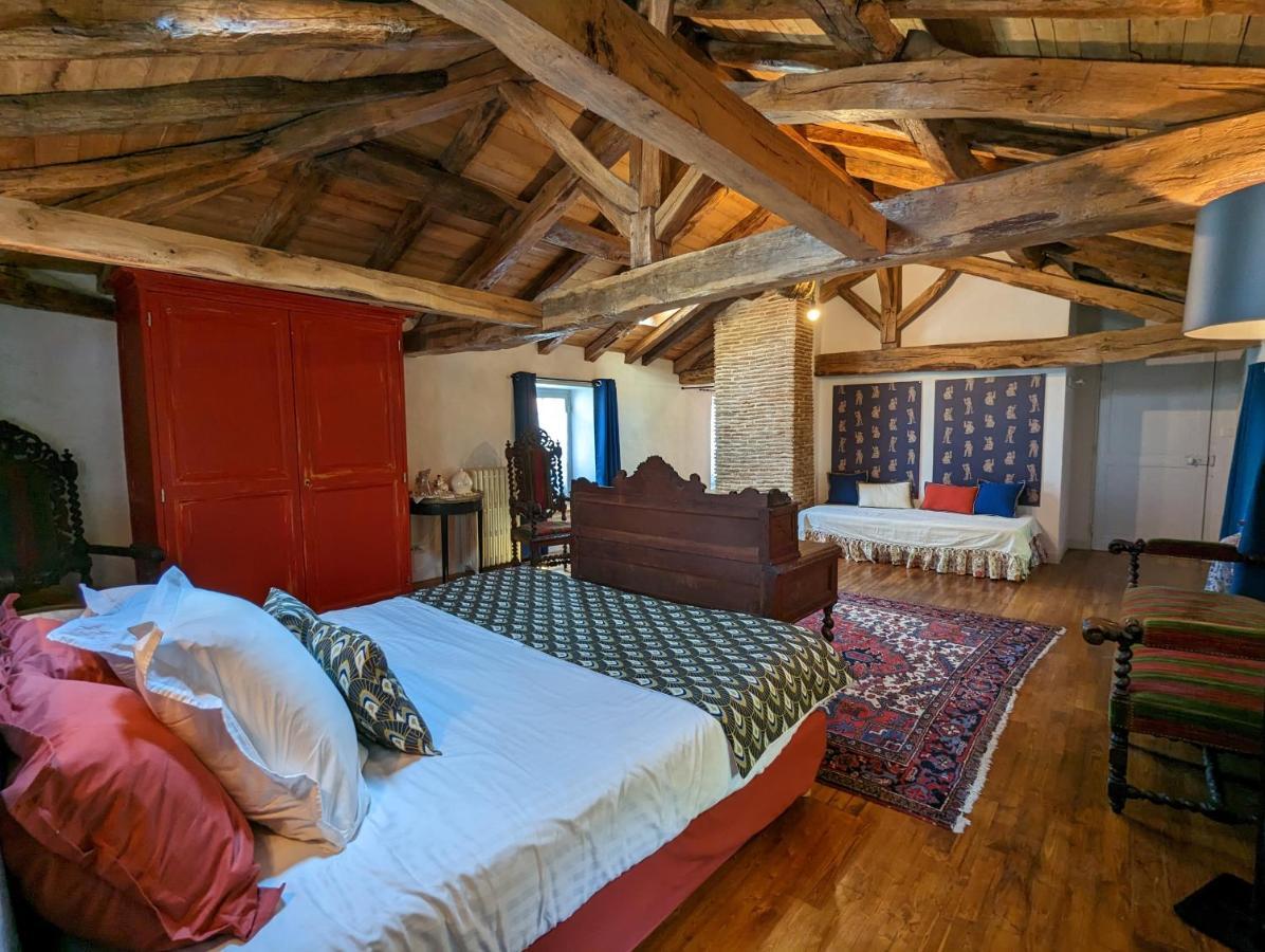 Chateau De Lavaud Montbron Dış mekan fotoğraf