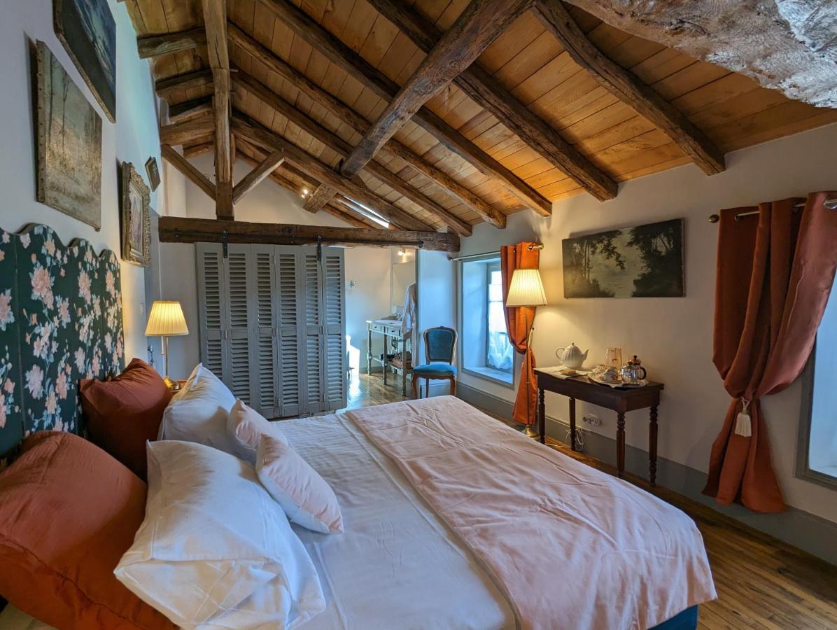 Chateau De Lavaud Montbron Dış mekan fotoğraf